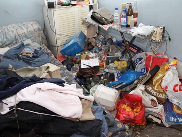 muell-im-schlafzimmer